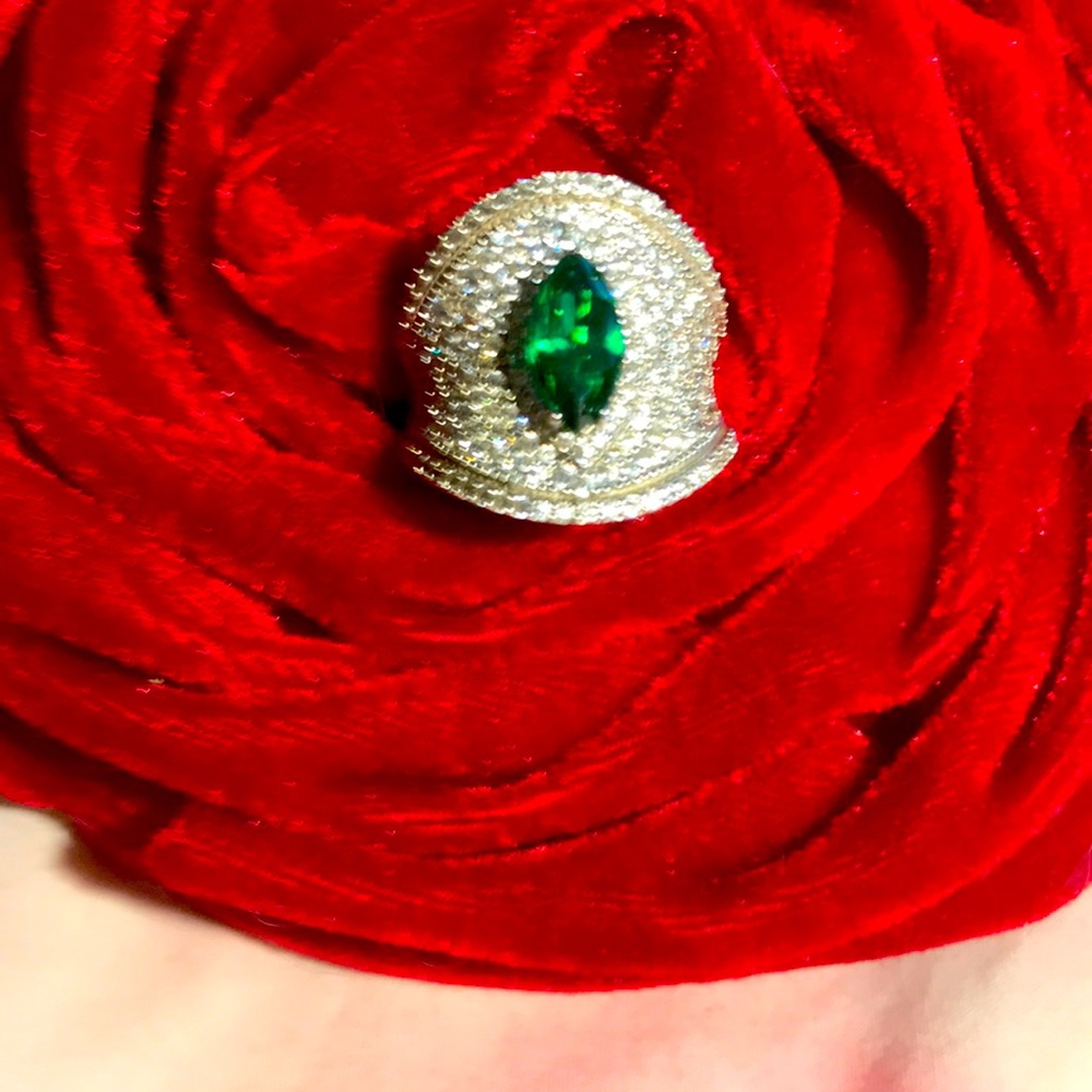 Statement ring